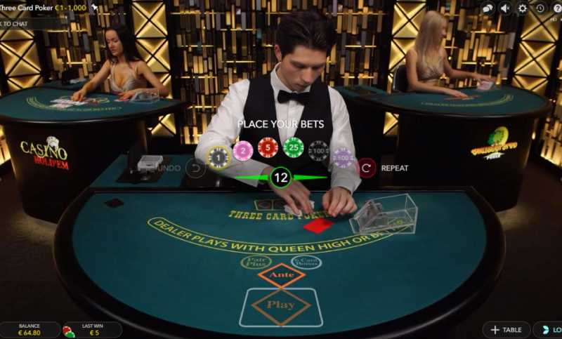 Live Poker