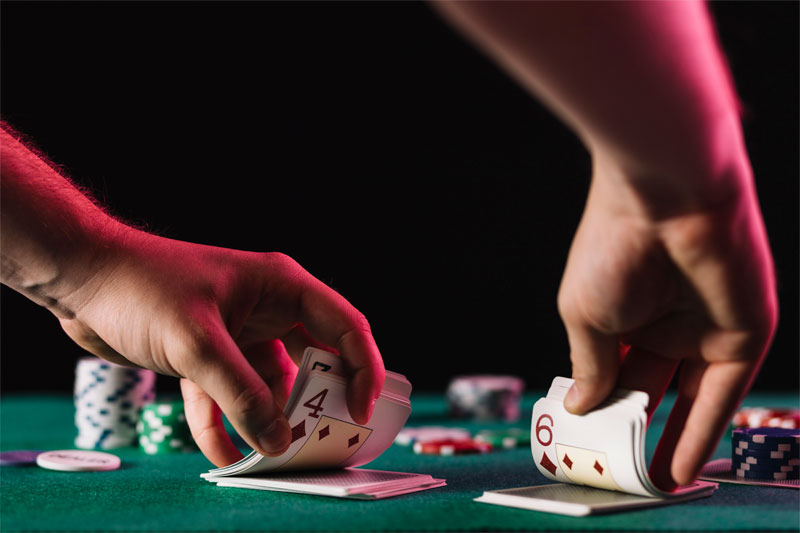 Games with live dealers in online casino