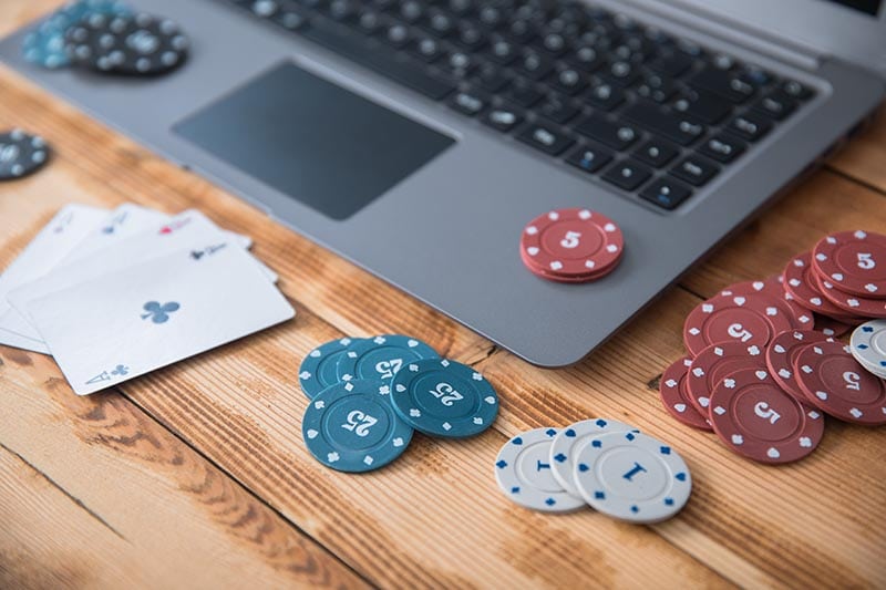 Casino business management: 2 options