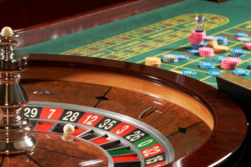 Live dealer software for an online casino